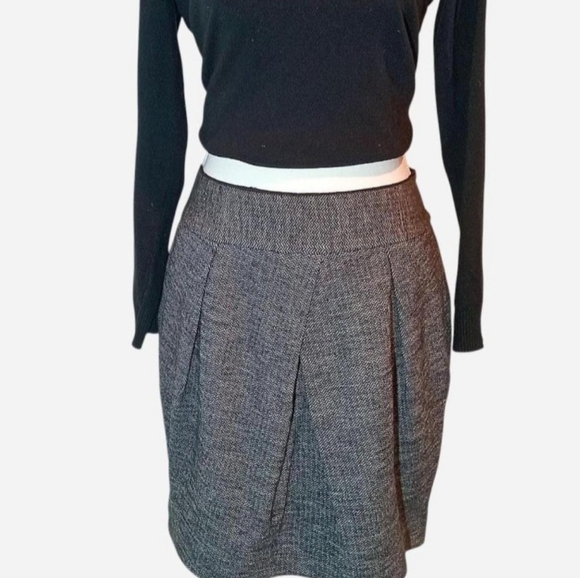 Banana Republic Dresses & Skirts - NWT Banana Republic Preppy Tailored Wool Petite Skirt Holiday Christmas Gift New